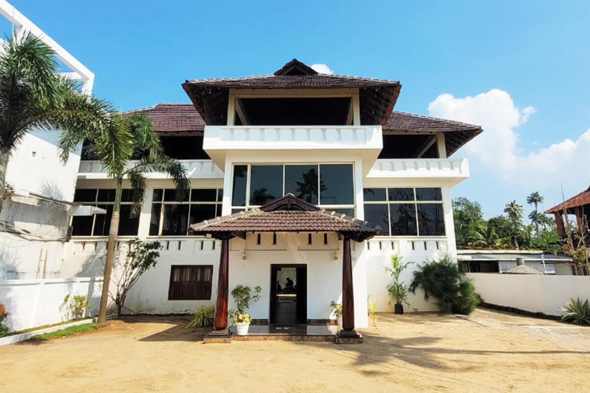 Cherai Beach Palace Esterno foto